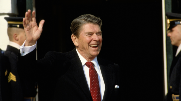 Reagan, un an après
