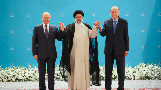 Le triangle : Turquie, Russie, Iran
