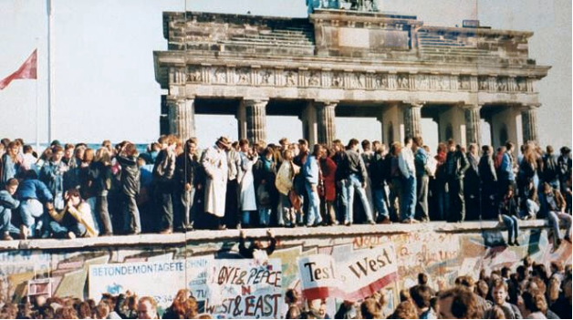 Le Mur de Berlin n’ est jamais tombé
