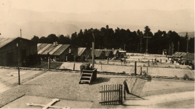 Des camps en France
