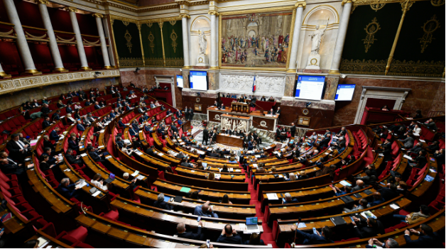Les élections législatives de 2027 : un scrutin de dévolution ?
